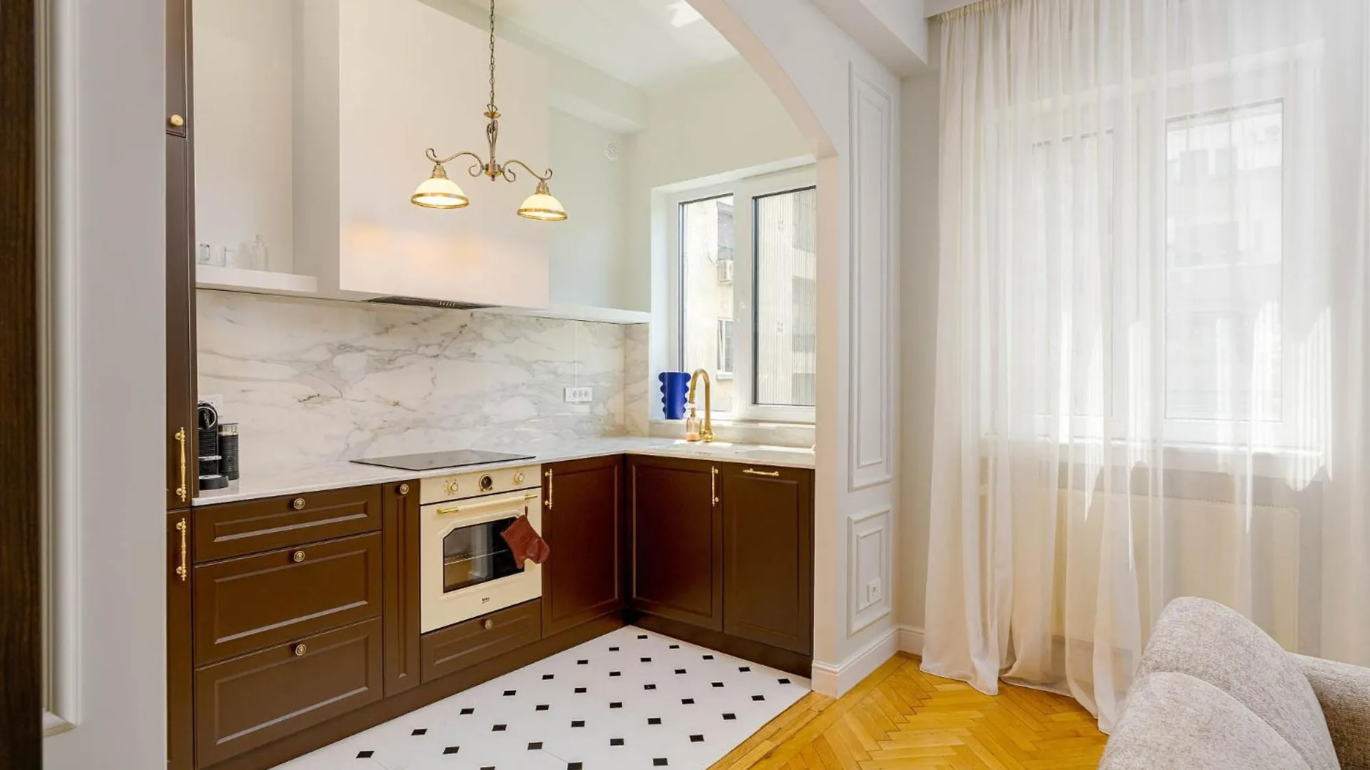The Bucharest Chapter - Central Apartment - Walk To Old Town & Cismigiu